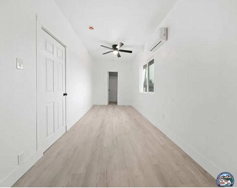 874 W Pico Ave - Photo 5 of 9