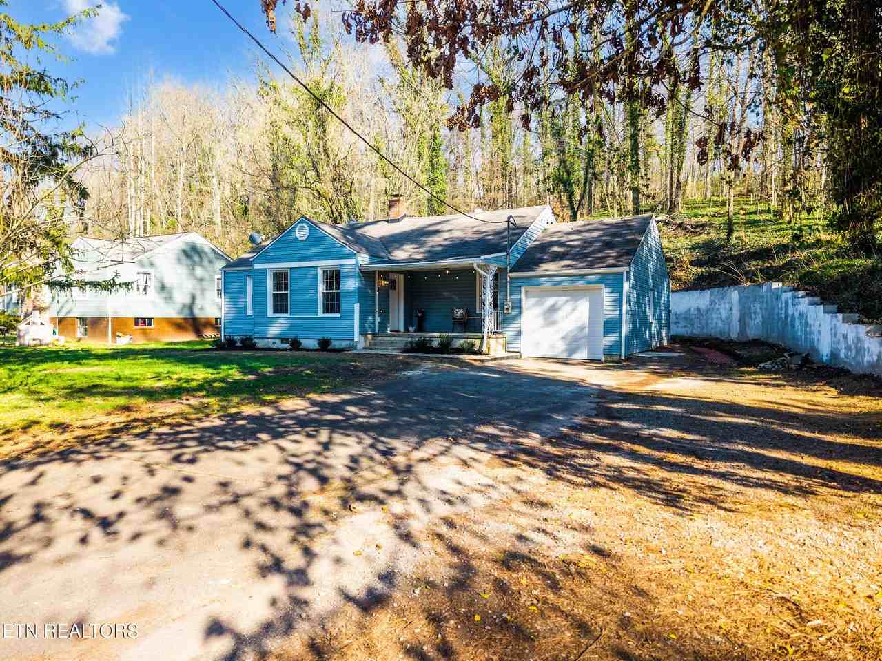 120 Stone Rd - Photo 2 of 29