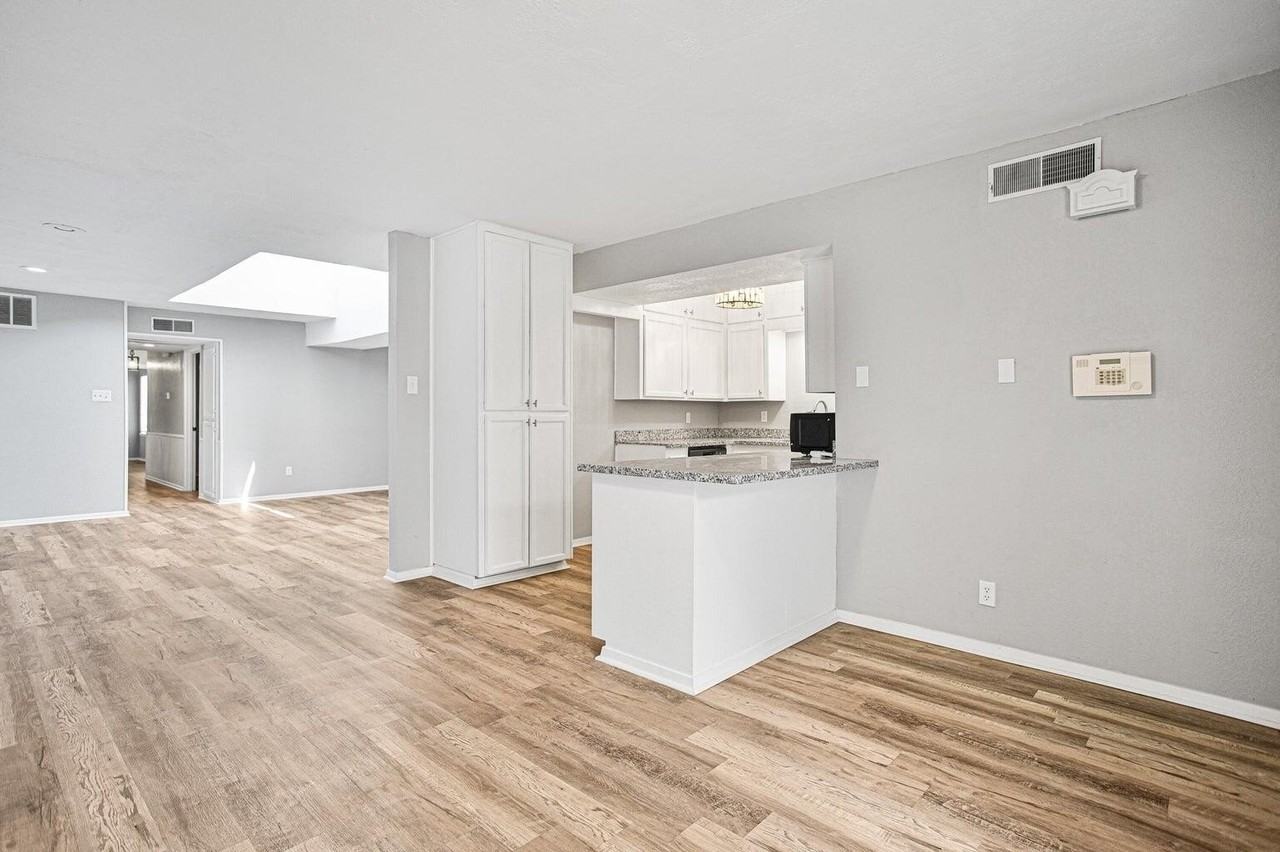 5019 27th St - Photo 6 of 22
