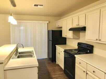 2117 14th St #A - Photo 3 of 11