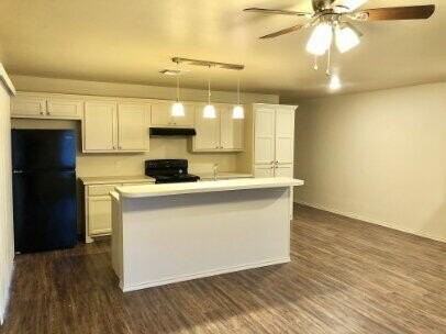 2117 14th St #A - Photo 5 of 11