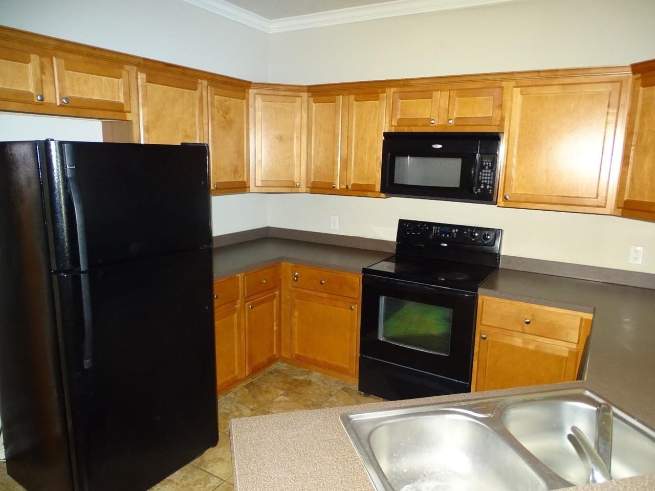 2106 Main St #5 - Photo 6 of 14