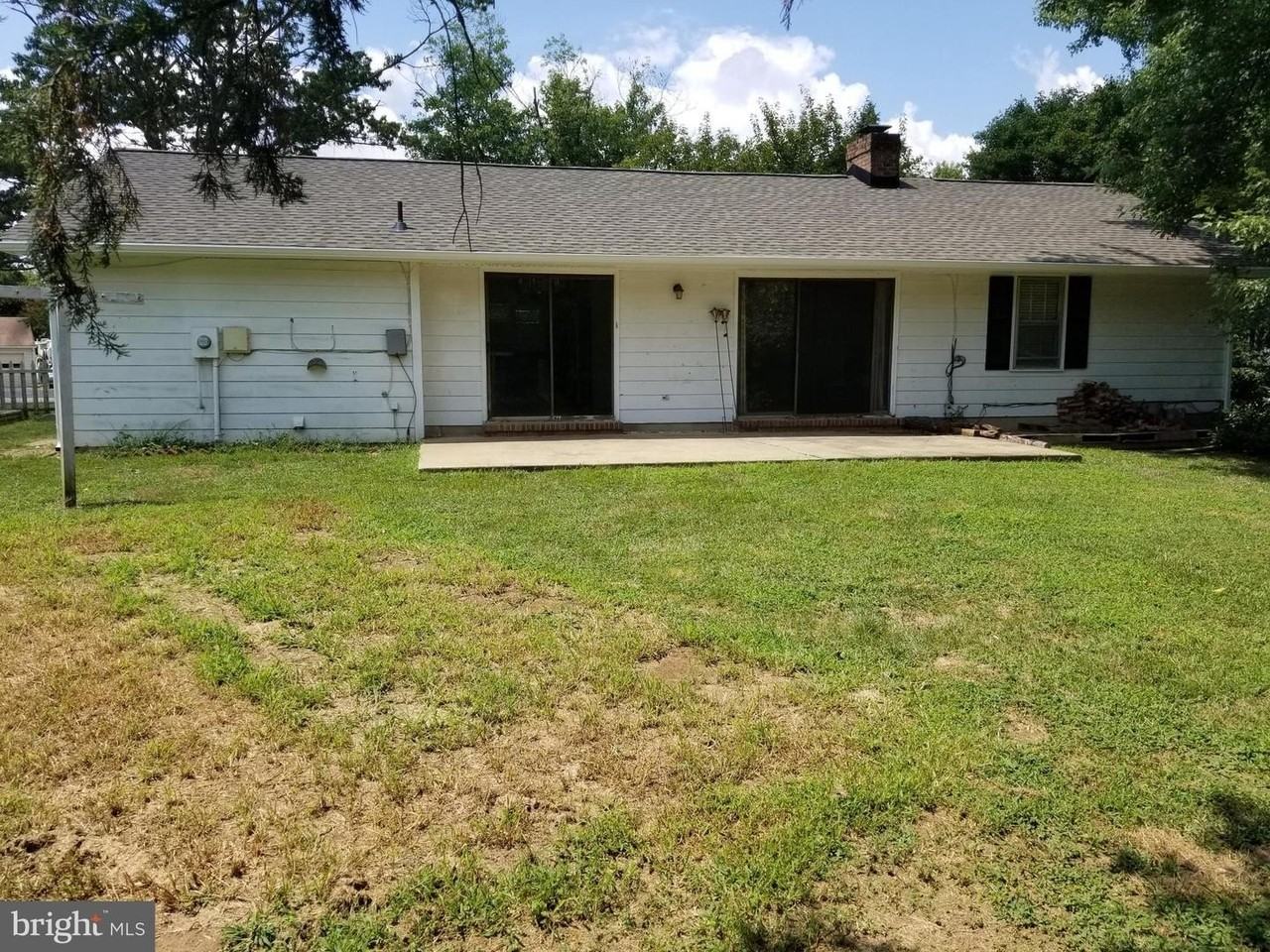 241 N Randolph Rd - Photo 6 of 19