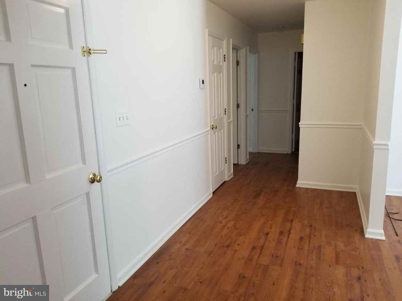 241 N Randolph Rd - Photo 7 of 19
