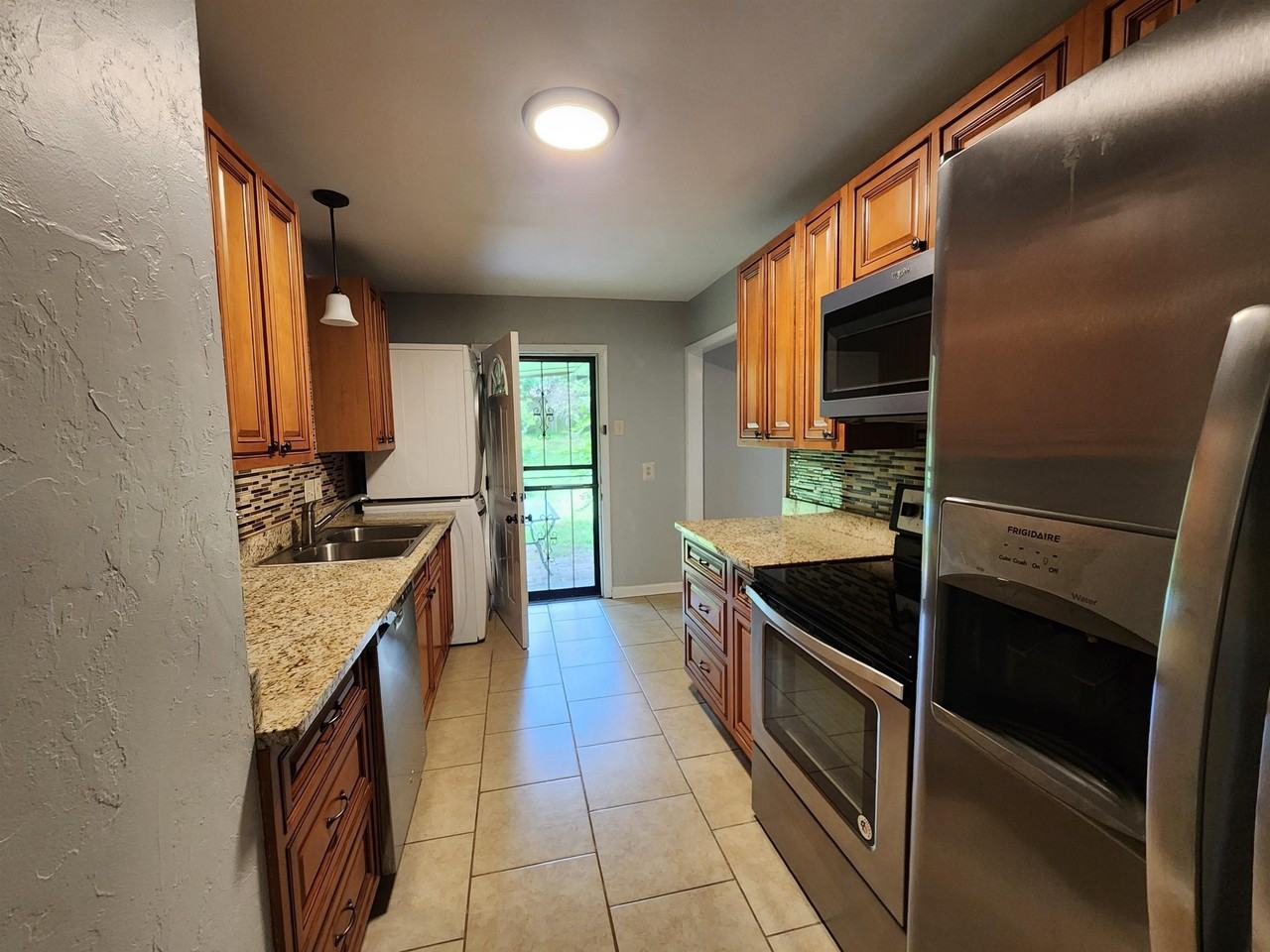 1315 S White Station Rd - Photo 3 of 13