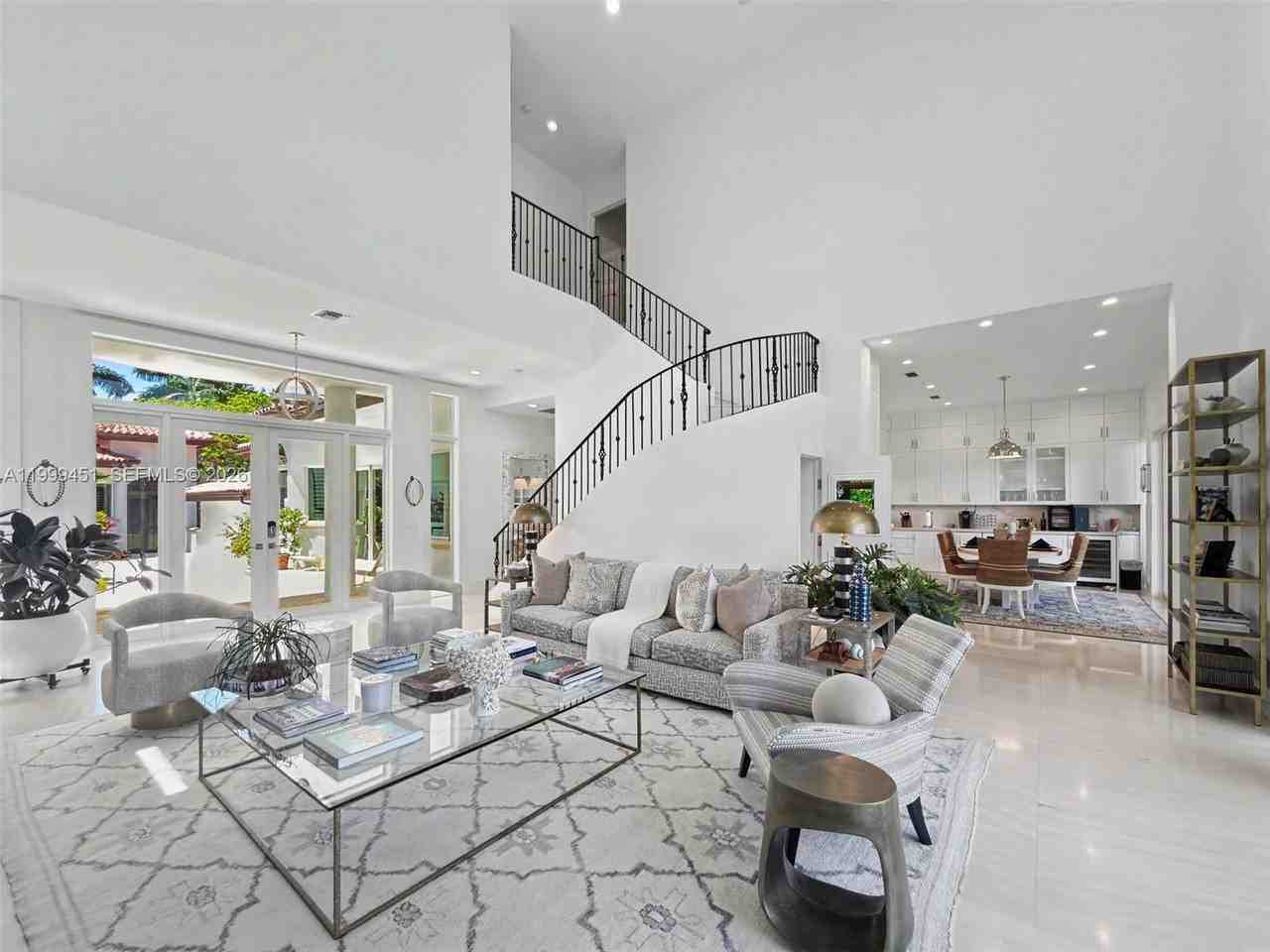 Deering Bay Dr - Photo 3 of 8
