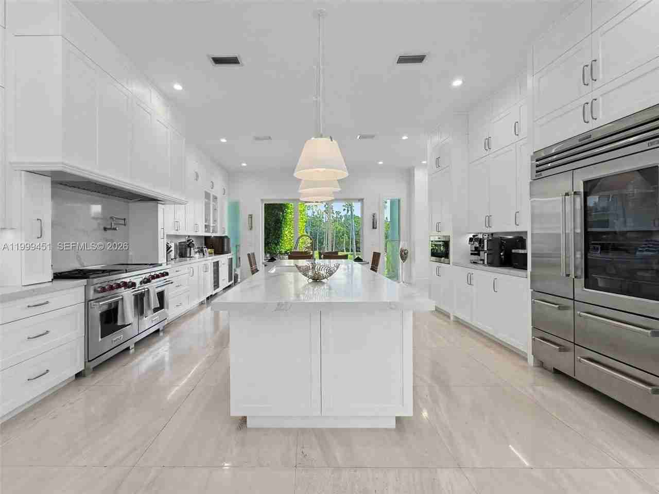 Deering Bay Dr - Photo 4 of 8