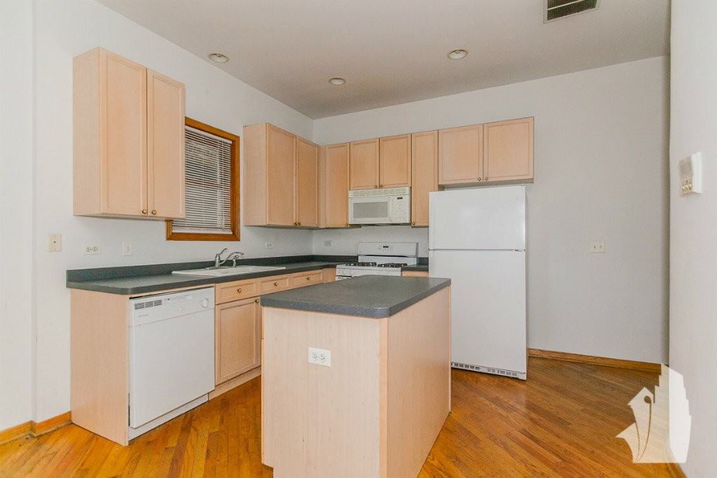 2732 W North Ave #01