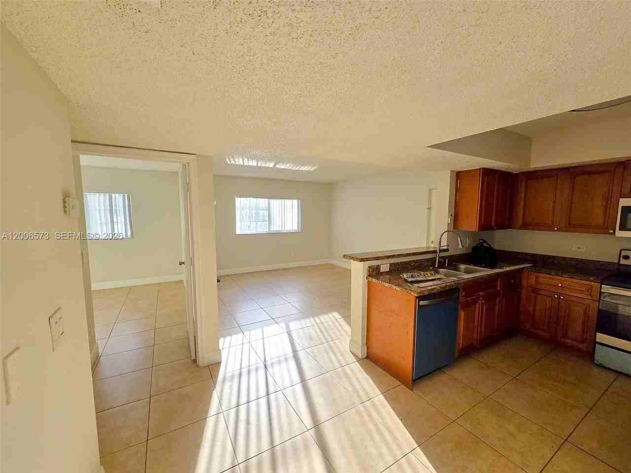 3690 N 56th Ave #912 - Photo 3 of 13