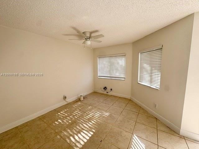 833 Nw 208th Ter #833 - Photo 5 of 15
