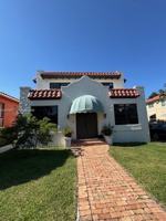 featured image of 1617 Nw 8th St #B