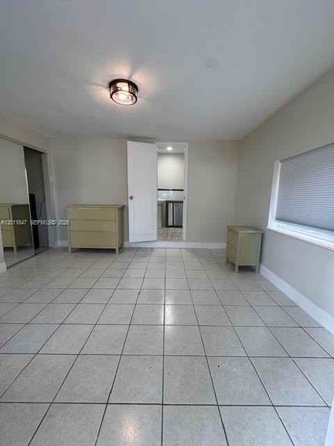1617 Nw 8th St #B - Photo 3 of 11