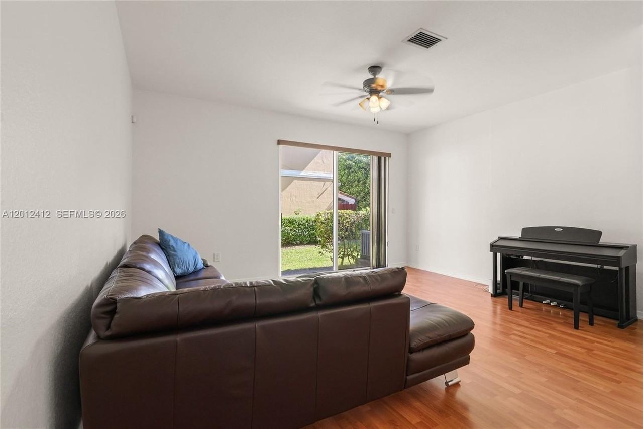 8931 Sw 18th St #401 - Photo 3 of 26