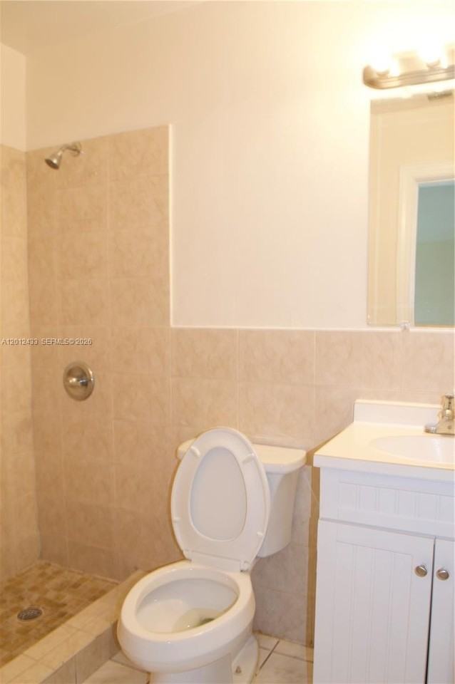 701 Sw 15th Ave #1 - Photo 3 of 7