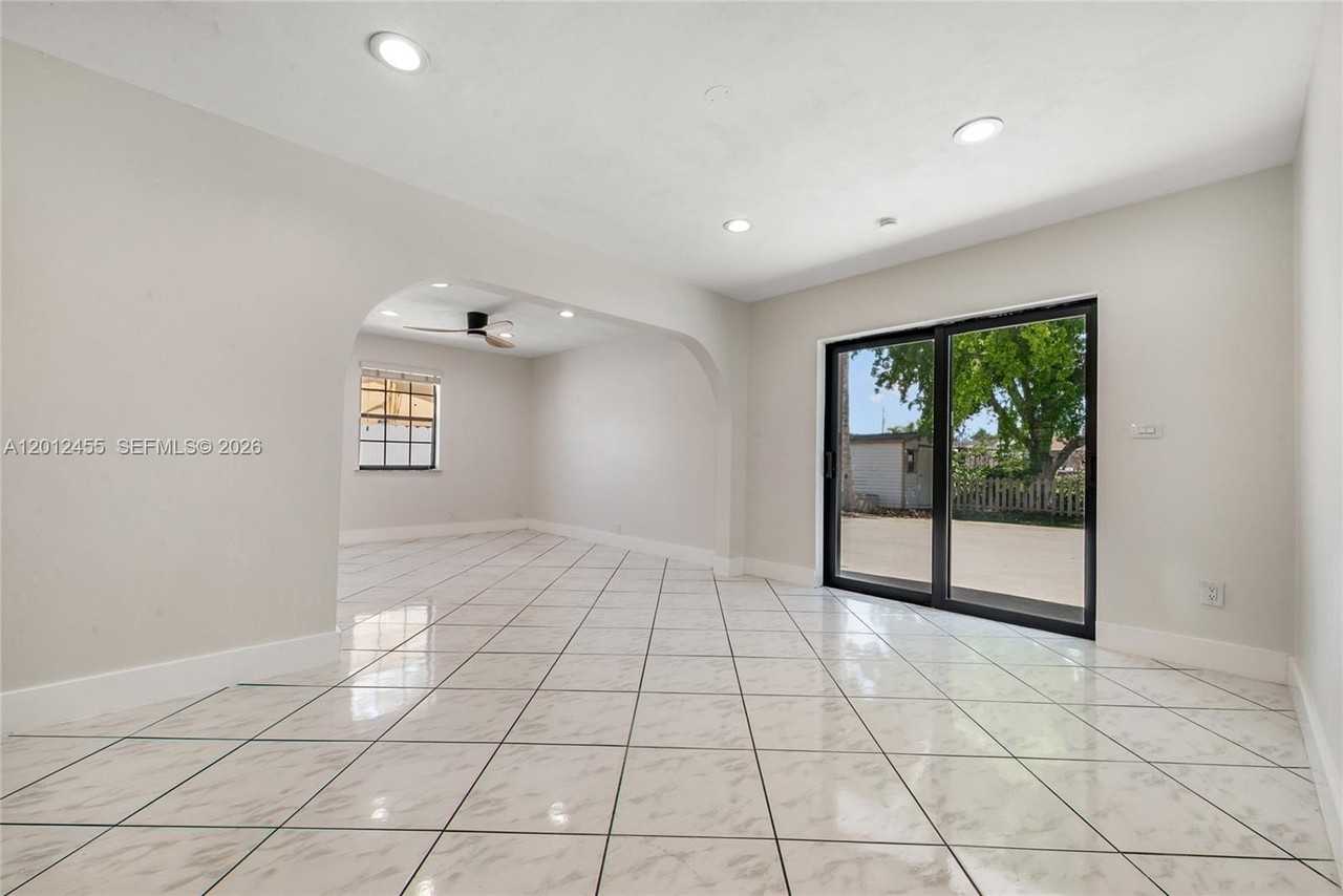 10401 Sw 199th St - Photo 3 of 16