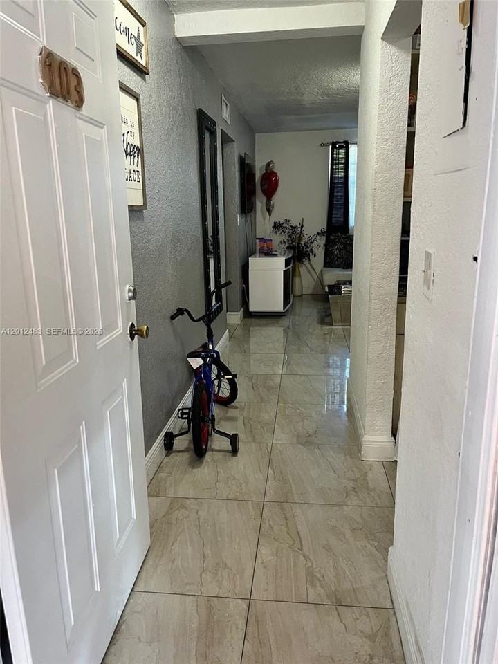 652 Nw 3rd St #103 - Photo 3 of 14