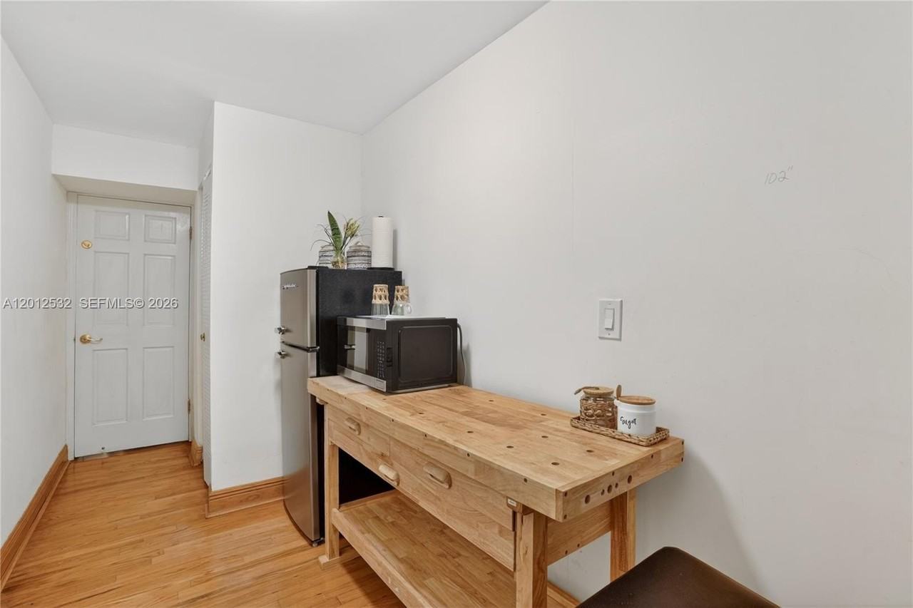 Studio SAN MIGUEL #REAR - Photo 6 of 19