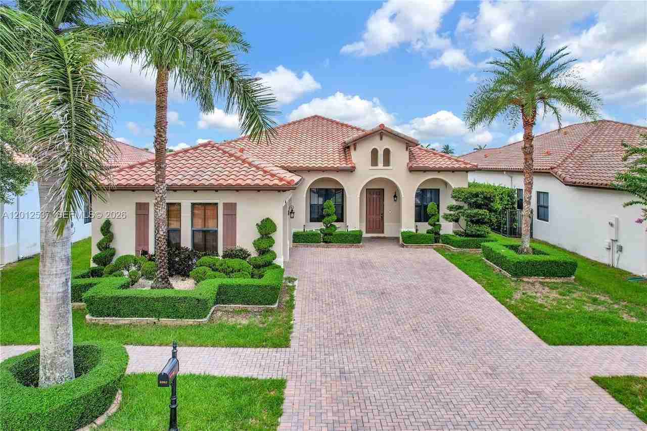 8363 Nw 26th Ct - Photo 2 of 34