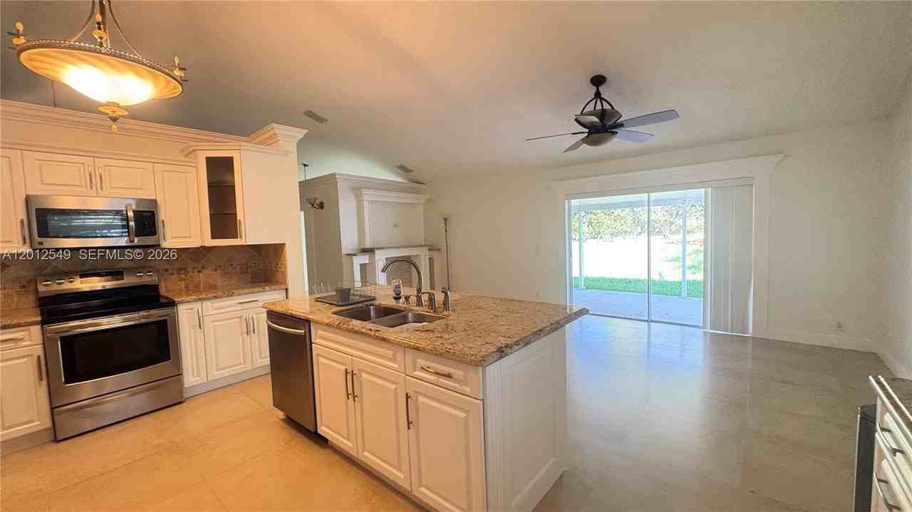 759 Nw 161st Ave #0 - Photo 4 of 26