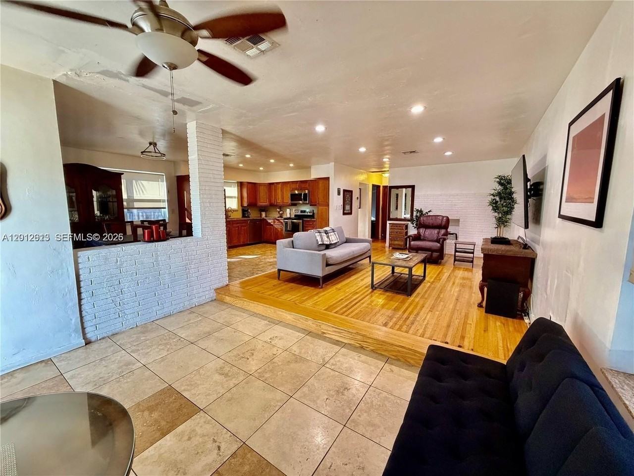 45 Se 14th St #1 - Photo 4 of 26