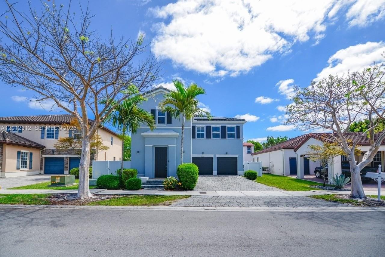 9101 Sw 169th Pl #0 - Photo 2 of 50