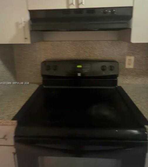 2735 Nw 28th St #2735 - Photo 6 of 7