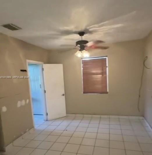 2735 Nw 28th St #2735 - Photo 7 of 7