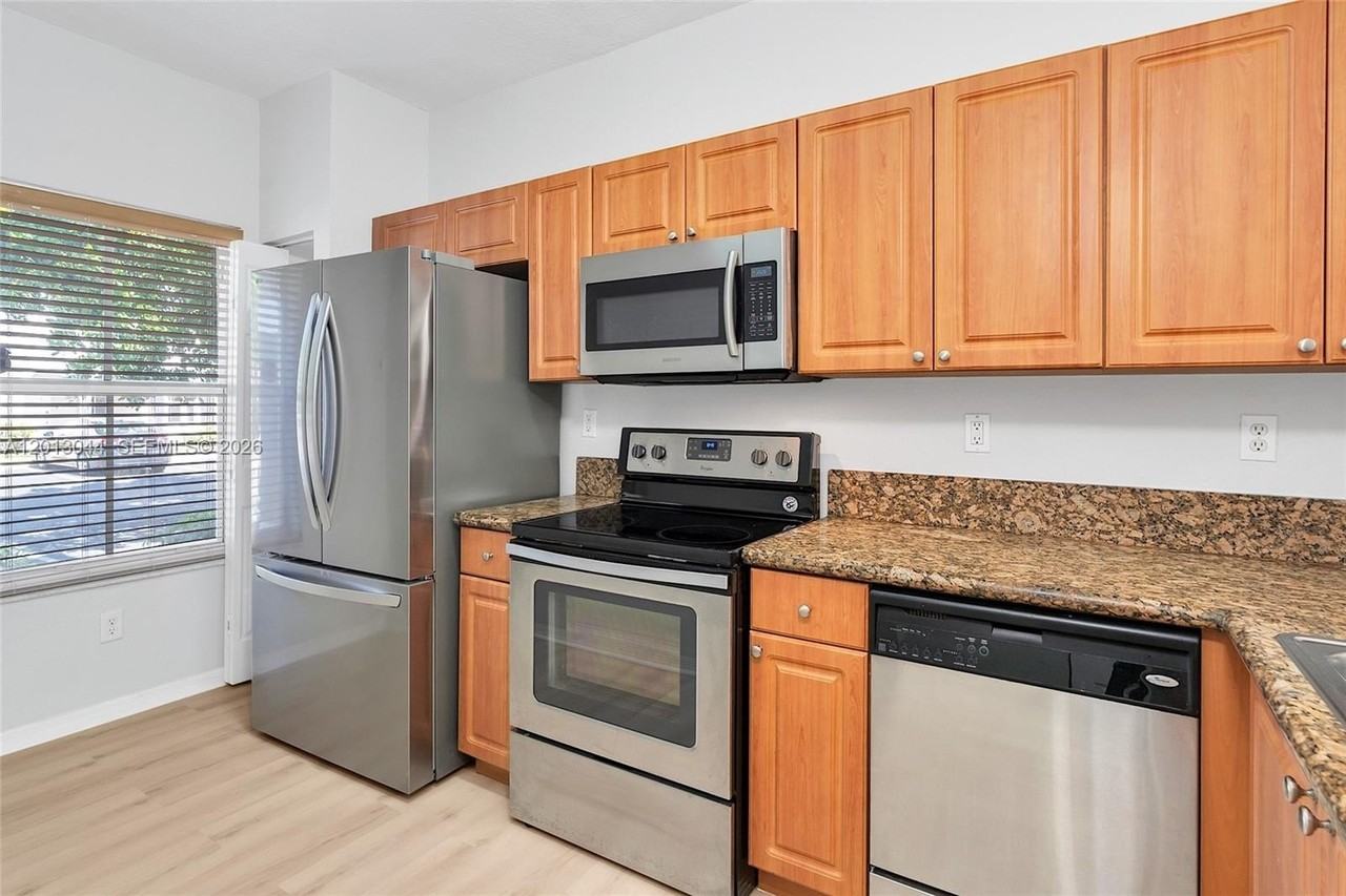 4967 Sw 140th Ter #5 - Photo 3 of 29