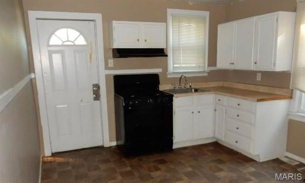 831 Abston Ave - Photo 2 of 6