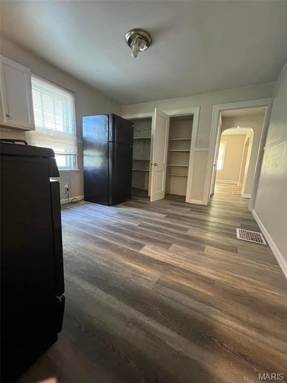 831 Abston Ave - Photo 5 of 6