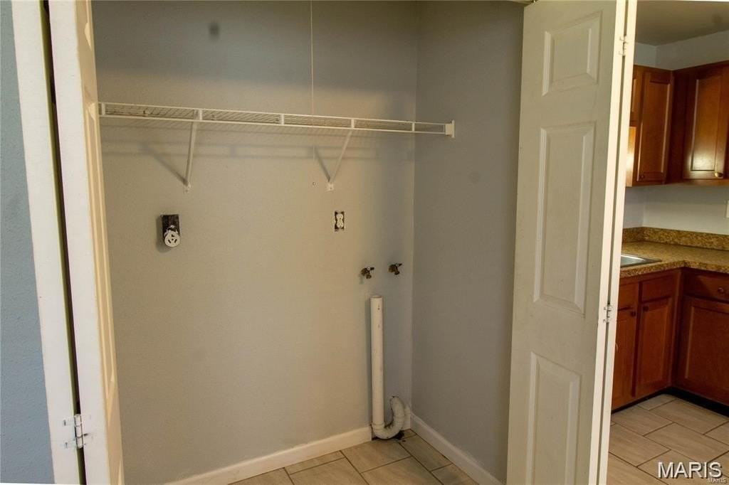 317 Mount Everest Dr #D - Photo 4 of 6