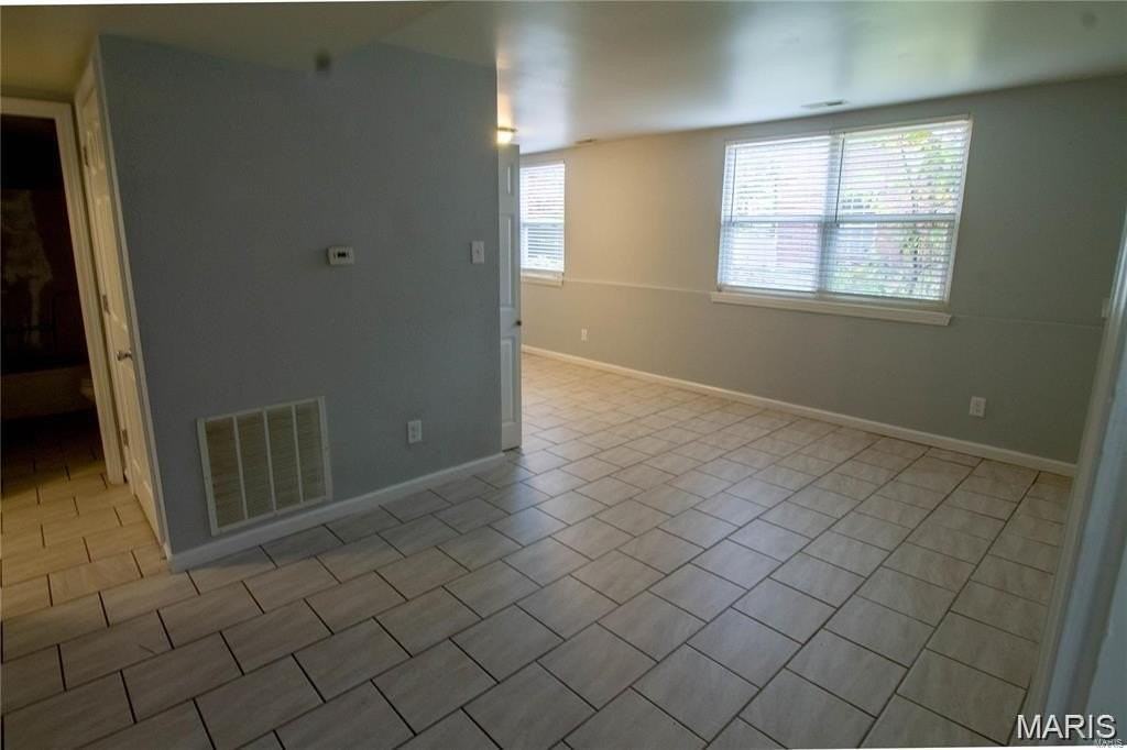 317 Mount Everest Dr #D - Photo 5 of 6