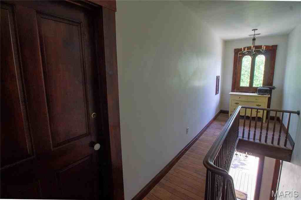 929 N 3rd St #3 - Photo 2 of 11