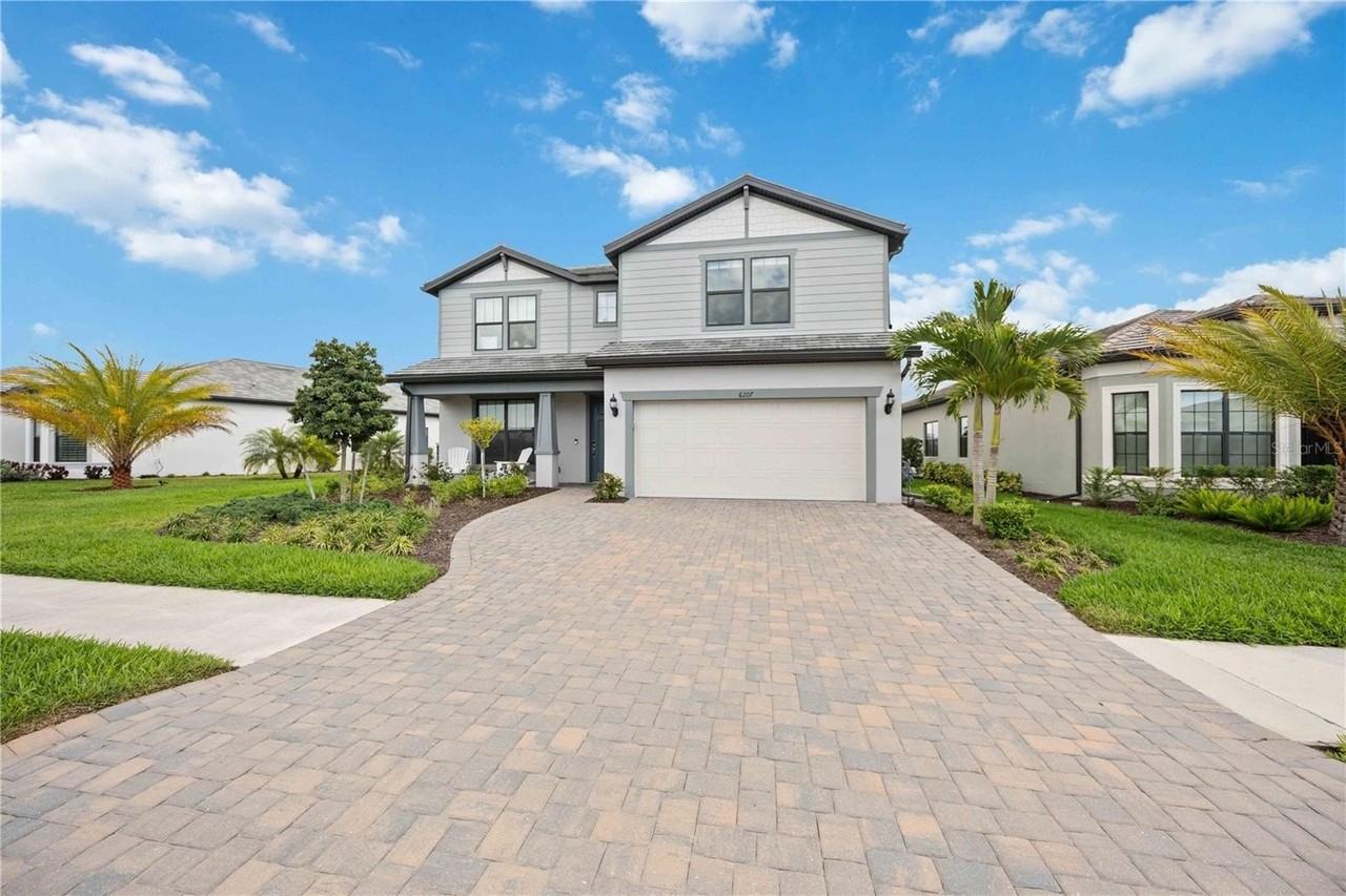 6207 Talon Preserve Dr - Photo 2 of 50