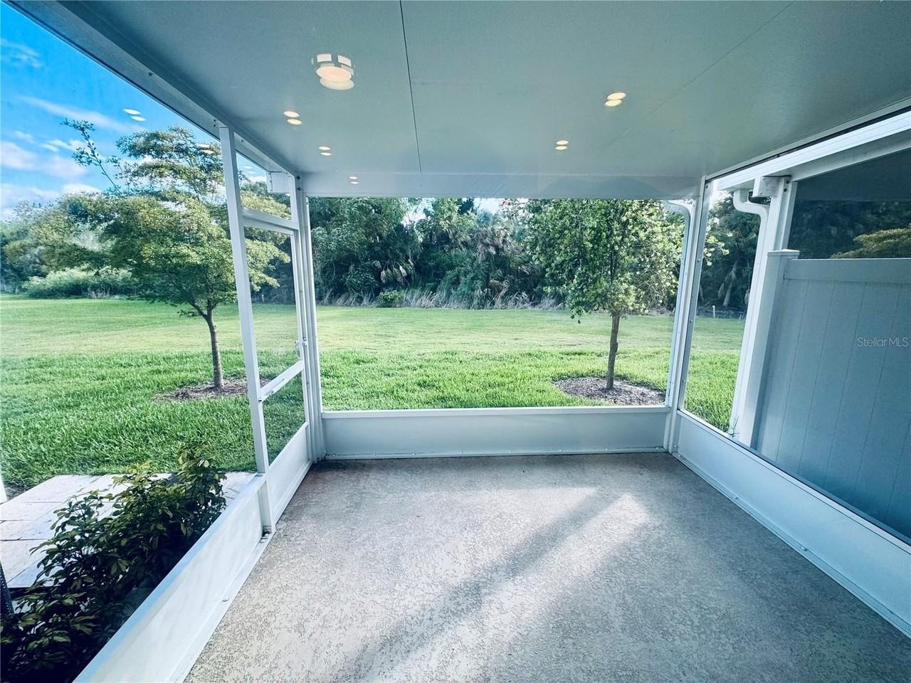 8525 Lunar Skye St - Photo 6 of 17