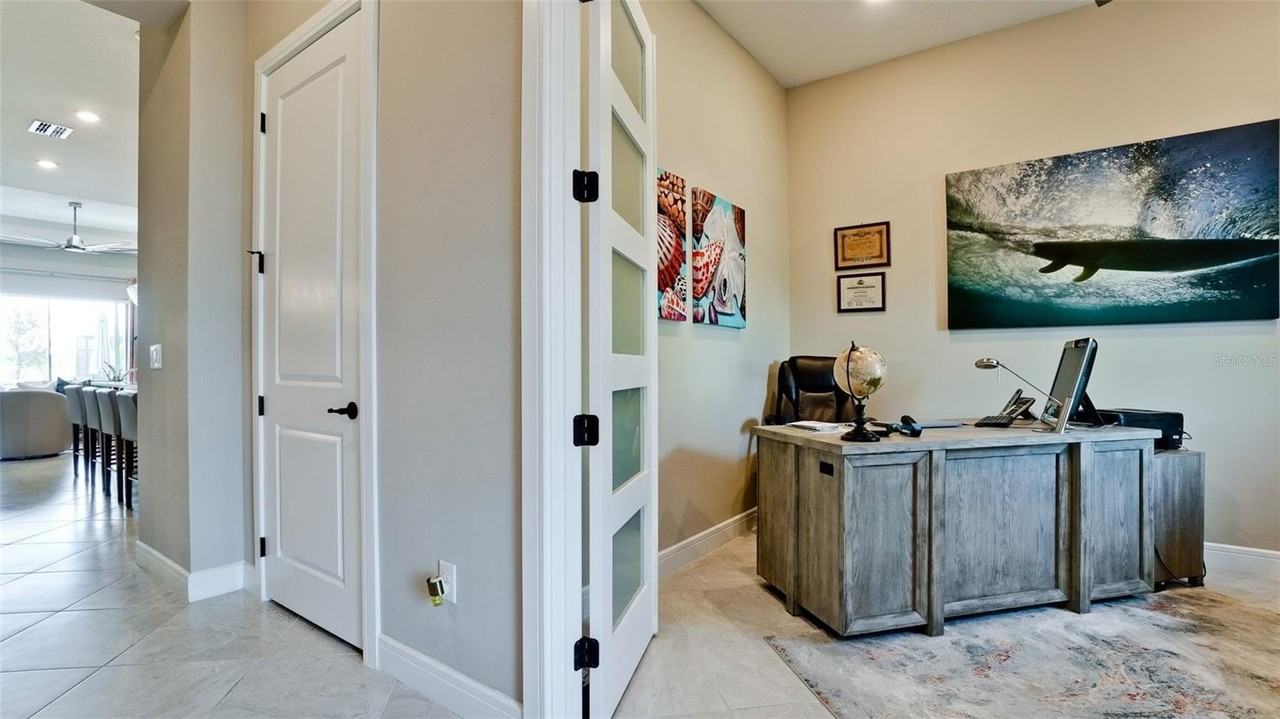 8609 Seascape Cv - Photo 7 of 50