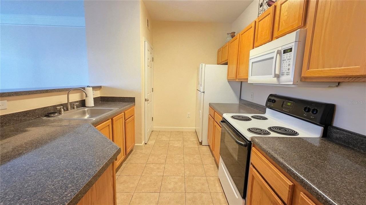 4802 51st St W #1919 - Photo 6 of 19