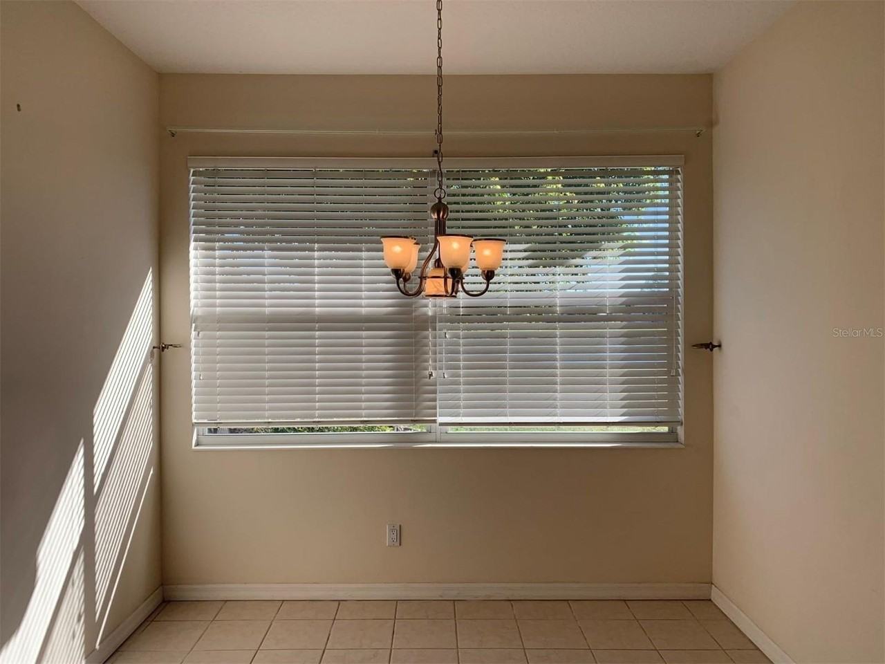 2274 Boxwood St - Photo 2 of 15
