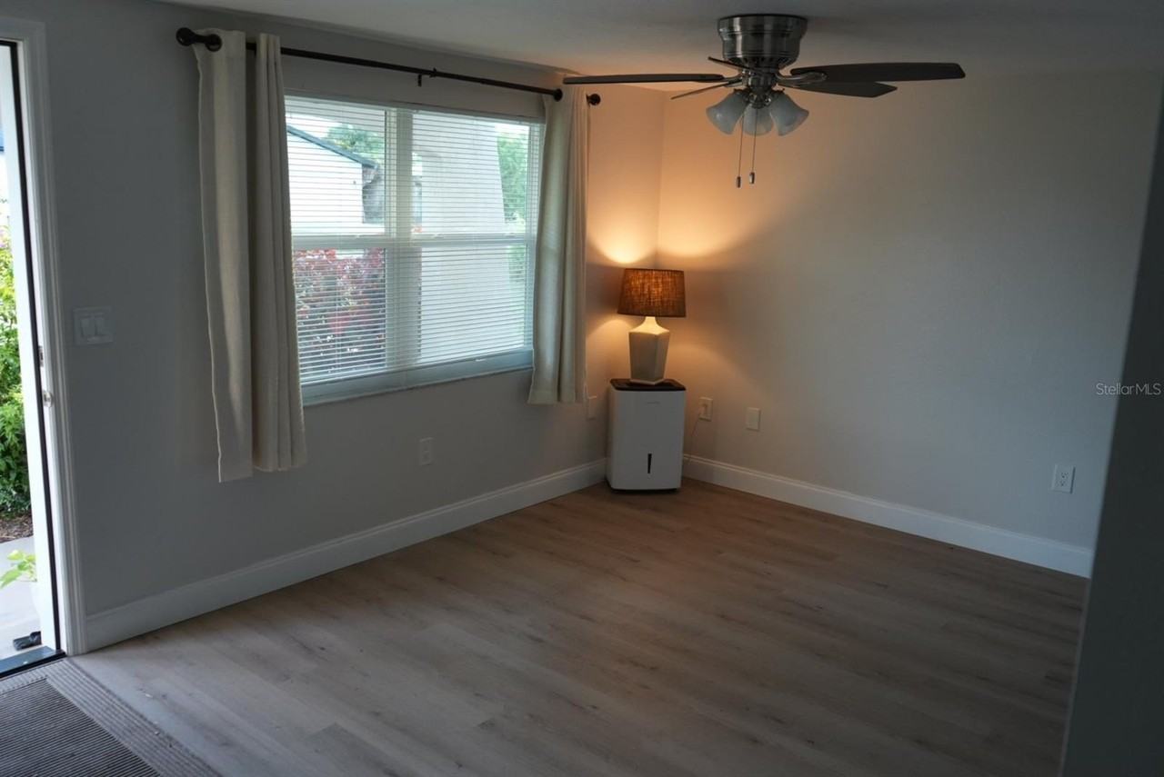 972 Ponderosa Rd - Photo 6 of 9