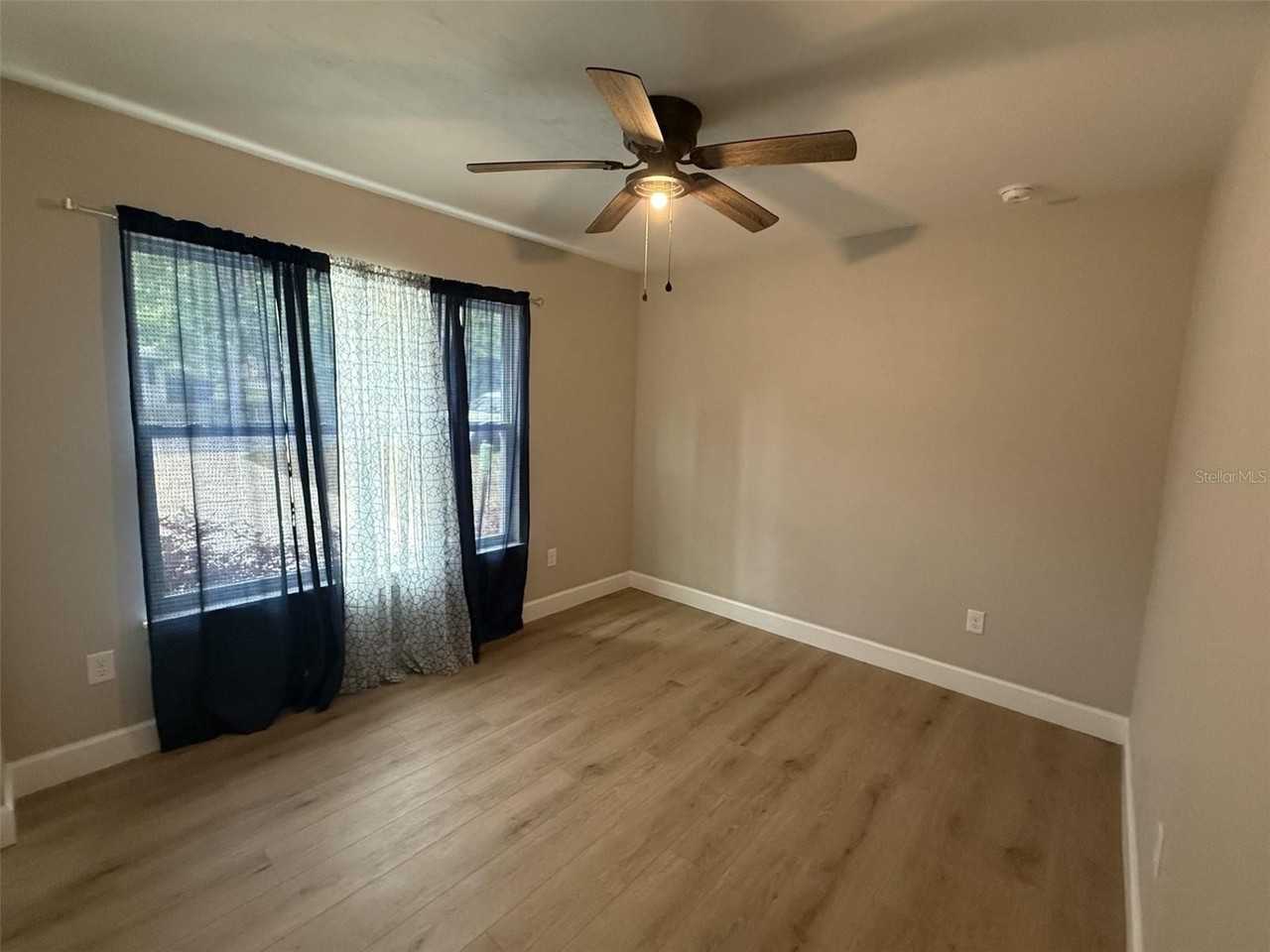 13323 Nw 157th Ave - Photo 7 of 18
