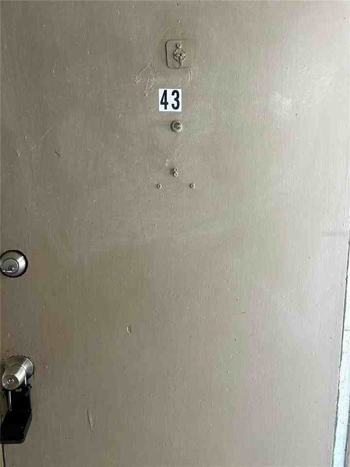 1229 Kennedy Rd #43 - Photo 2 of 9