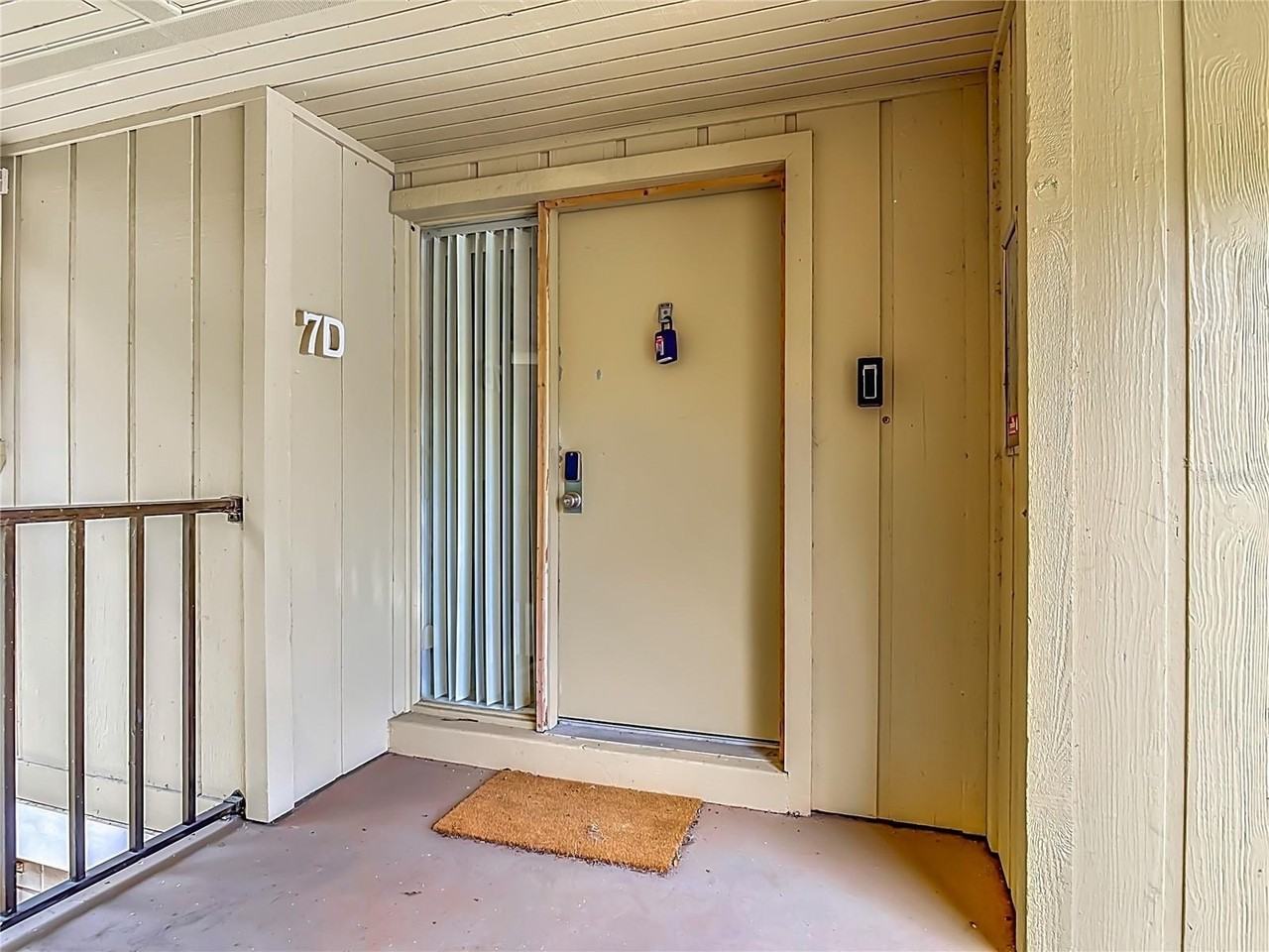 110 Cypress Woods Ct #7D - Photo 6 of 29