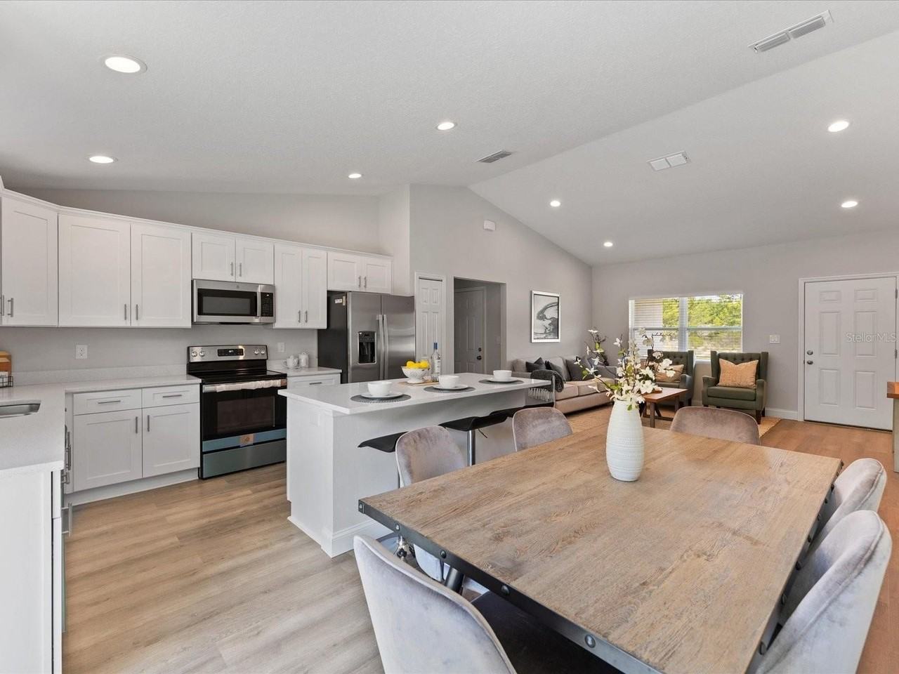 2220 Sw 169th Pl - Photo 4 of 23