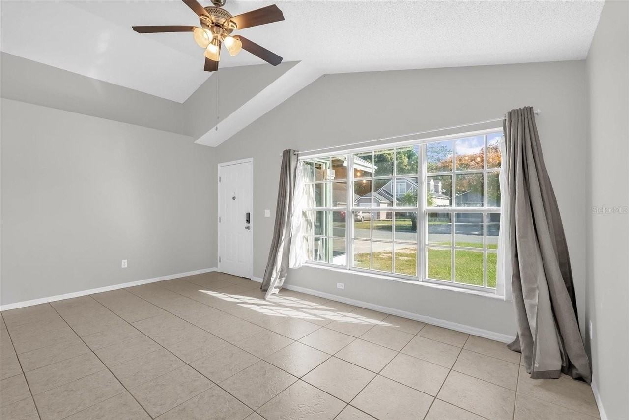 1456 Brookebridge Dr - Photo 4 of 24