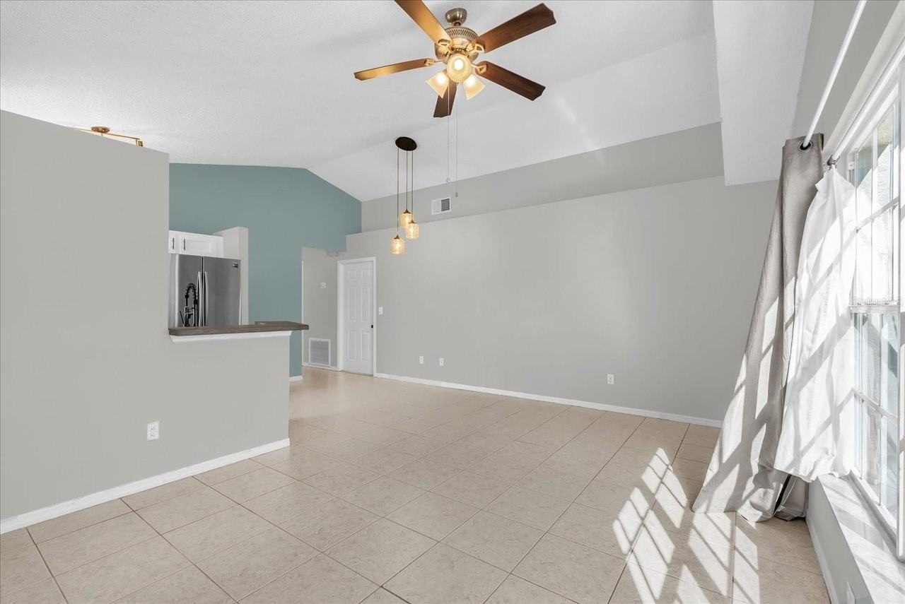 1456 Brookebridge Dr - Photo 5 of 24