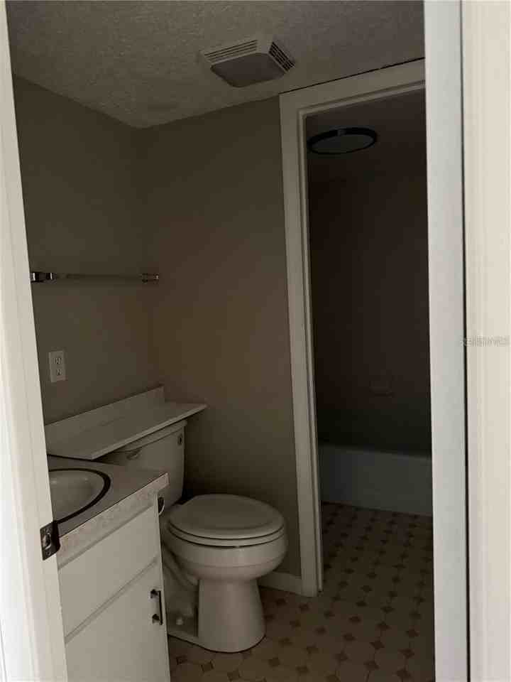 737 Midway Dr #A - Photo 6 of 8