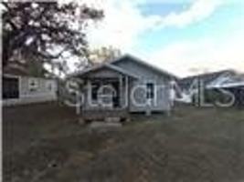 featured image of 3031 Azalea Ave