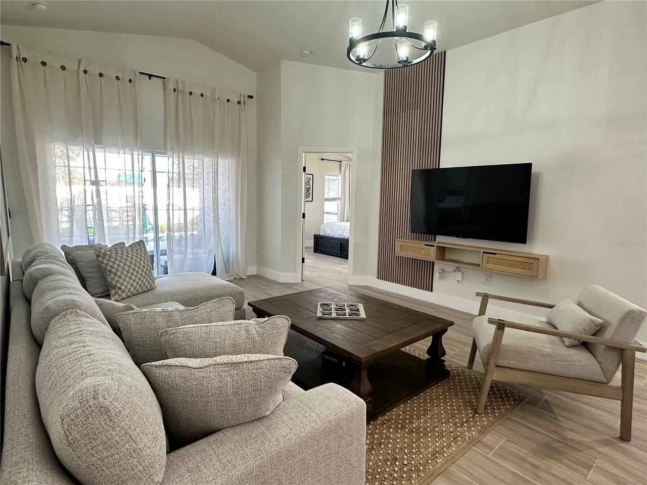 17410 Woodcrest Way - Photo 6 of 40
