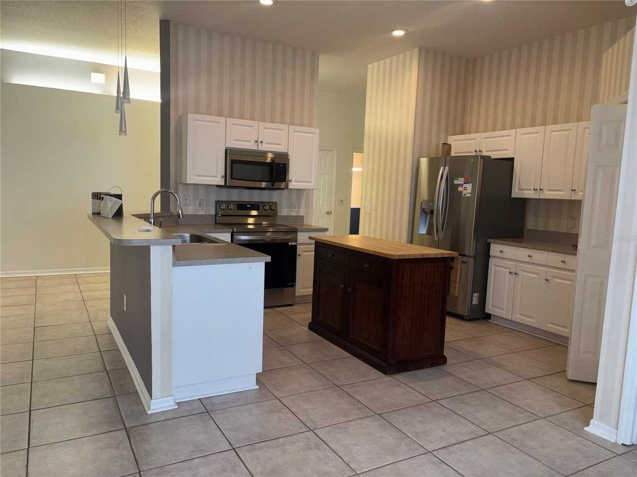 10132 Heather Sound Dr - Photo 2 of 35