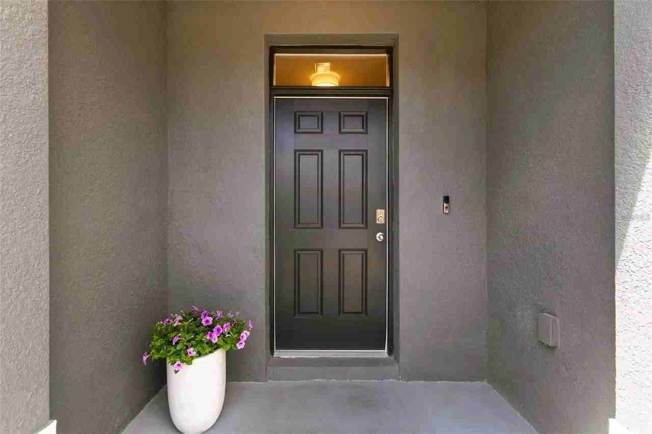 2879 Suncoast Blend Dr - Photo 2 of 35